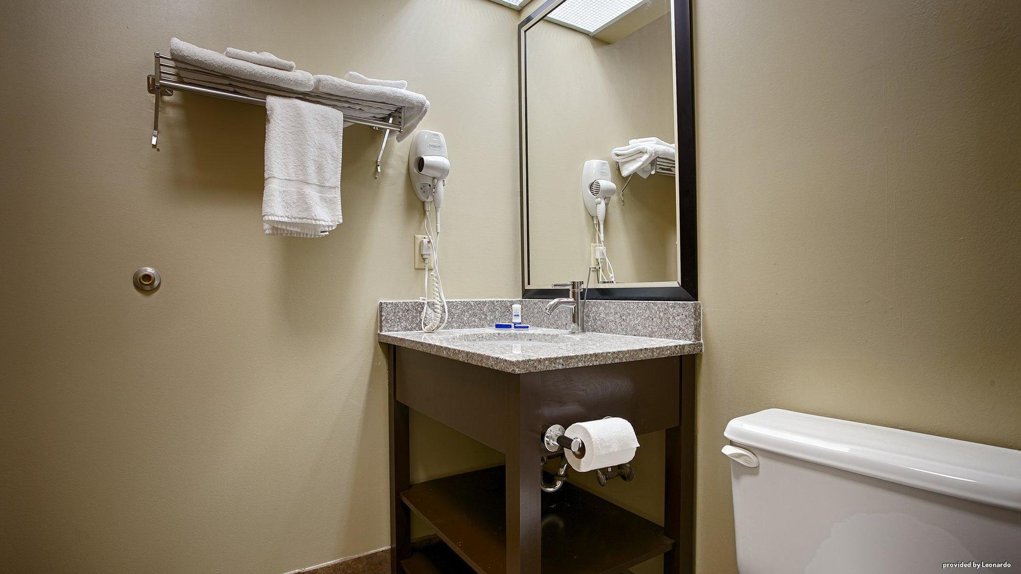 Econo Lodge Waynesboro Luaran gambar